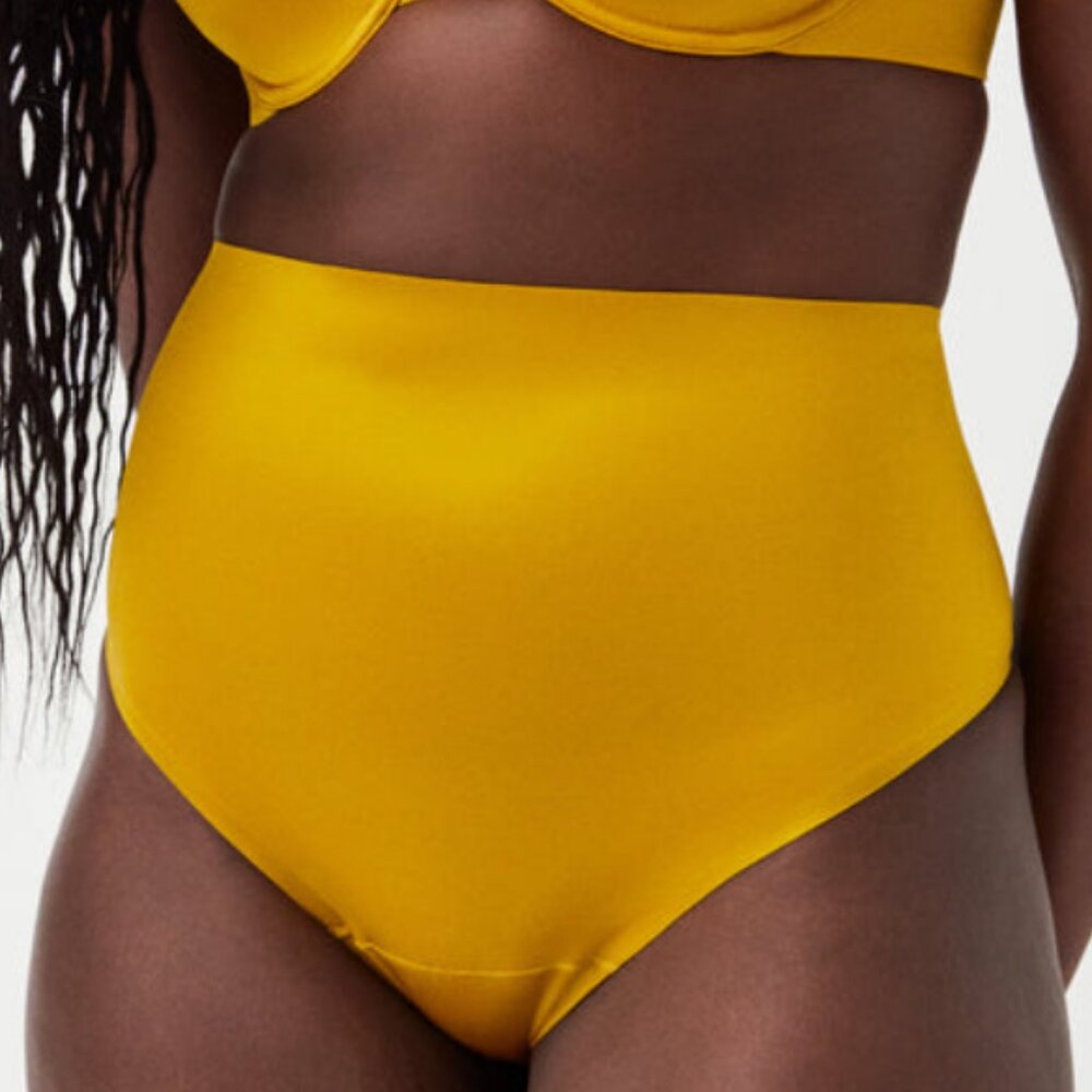 SPANX Shaping Satin Thong Underwear 40063R